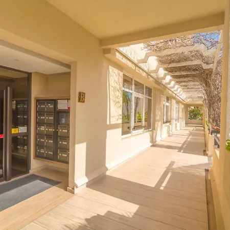 Sea View Comfort: 3-bedroom Balcony Retreat *